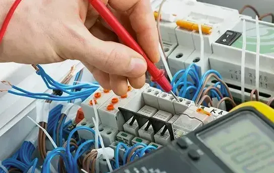 Professional electrician in Enfield Lock